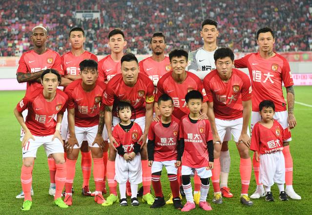 数据里程碑：Shanks即将达到1000助攻 FPX队史胜场马上300场